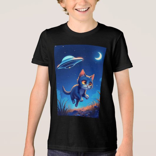 Schattigee kitten achtervolgd door een ufo Tri-Blend shirt (Voorkant)