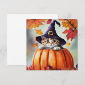 Schattigee kitten in pompoen met Paarse heks Pet Kaart (Voorkant / Achterkant)