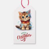 Schattigee kitten verpakt in vakantieverlichting cadeaulabel (Voorkant)