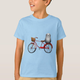 Schattigee kleine fietszegel op een cartoon t-shirt