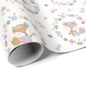 Schattigee Kleine Herfst Vos met bloemetjes in zac Cadeaupapier (Rol Hoek)