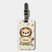 Schattigee kleine leeuw met een naambord bagagelabel (Voorkant verticaal)