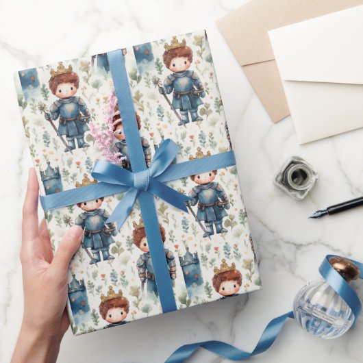 Schattigee kleine ridderprins met kroonprins Water Cadeaupapier (Geschenken)