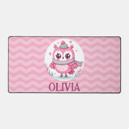 Schattigee kleine roze uil dragen sjaal en capucho bureaumat