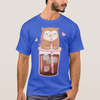 Schattigee kleine uil genieten van ijskoffie t-shirt