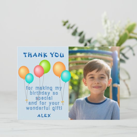 Schattigee kleurrijke ballonnen Kids Verjaardagsfo Bedankkaart (Staand voorkant)