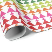 Schattigee Kleurrijke Geometrische Kerstbomen Rood Cadeaupapier (Rol Hoek)