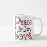 Schattigee kleurrijke Peace Love Joy Christmas & C Koffiemok<br><div class="desc">Dit levendige kleurrijke handgeschilderde ontwerp is een perfecte manier om uw seizoensgebonden vakantiegeschenk te geven!</div>