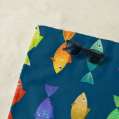 Schattigee kleurrijke vismotief strandlaken (In situ)