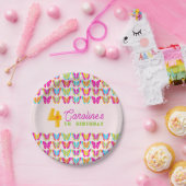 Schattigee Kleurrijke Vlinders Meisje 4e Verjaarda Papieren Bordje (Feest)