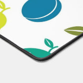 Schattigee kleurrijke vruchten patroon monogram bureaumat (Hoek)