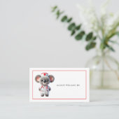 Schattigee Koala Beer Nurse met rode stethoscoop Visitekaartje (Staand voorkant)