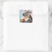 Schattigee koala met cupcake pastelverloop vierkante sticker (Tas)