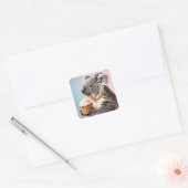Schattigee koala met cupcake pastelverloop vierkante sticker (Envelop)