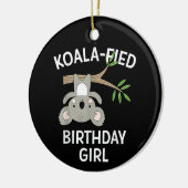 Schattigee Koala Verjaardag Meisje Grappig Pun Gif Keramisch Ornament (Links)