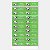 Schattigee koe in groene veld cartoon gepersonalis labels (Vel)