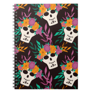 Schattigee Koe:  kinderachtig patroon Notitieboek