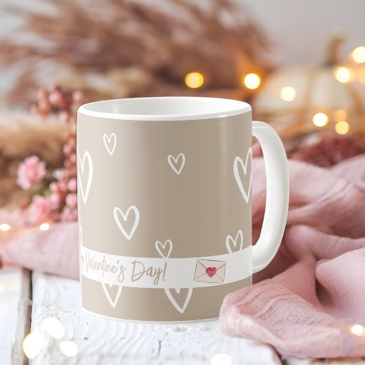Schattigee Koffie gekleurd met White Heart Pattern Koffiemok