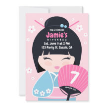 Schattigee Kokeshi Doll Verjaardag