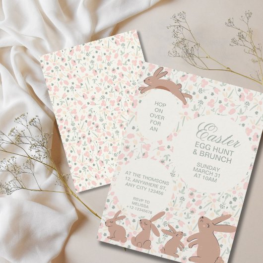 Schattigee konijntjes en voorjaarsbloei paaseierja kaart