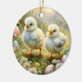 Schattigee kuikens in een weide met paaseieren,  keramisch ornament (Links)