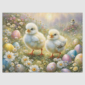 Schattigee kuikens in een weide met paaseieren,  tissuepapier (Voorkant)