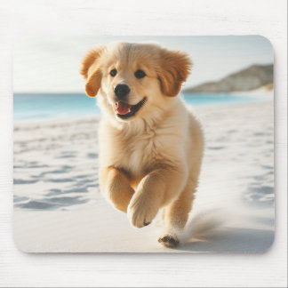 Schattigee Labrador Puppy Hardlopen op het strand Muismat