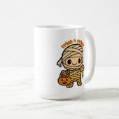 Schattigee Lachende Mummie Kind met Pompoen Snoep  Koffiemok (Voorkant rechts)