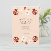 Schattigee Lady Bug verjaardagsfeestuitnodigingen Kaart (Staand voorkant)