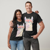 Schattigee lama met bloemenkroon pastel ontwerp t-shirt (Unisex)