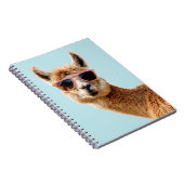 Schattigee lama met zonnebril op notitieboek (Rechterzijde)