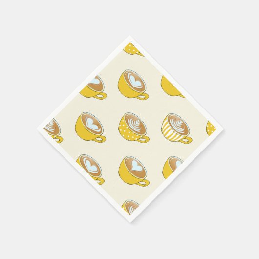 Schattigee latte kunst in gele koffiemokken patroo servet (Hoek)