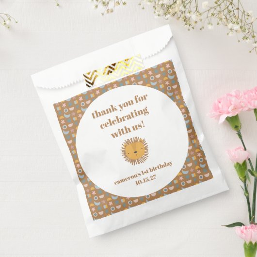 Schattigee leeuw baby dier aangepaste verjaardag d bedankzakje (Gezegeld)