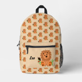 Schattigee leeuw in het gras met lieveheersbeestje bedrukte rugzak (Voorkant)