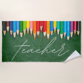 Schattigee lerarenkleurpotloden gepersonaliseerd strandlaken (Voorkant)