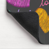 Schattigee levendige gekrabbelde harten met liefde muismat (Hoek)