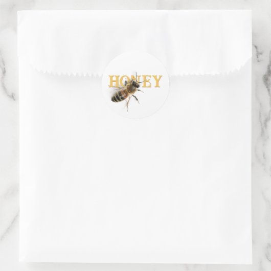 Schattigee levensgrote realistische bij op het woo ronde sticker (Tas)