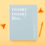 Schattigee lichtblauwe school planner<br><div class="desc">De ultieme schoolspullen. Perfect voor terug naar school benodigdheden, deze planner is een school must-have voor het organiseren van uw academische leven. Ideaal voor schoolbenodigdheden middelbare school, middelbare school benodigdheden en college school benodigdheden, het is de belichaming van schattige schoolbenodigdheden en esthetische schoolbenodigdheden. Met zijn preppy schoolbenodigdheden ontwerp, is dit...</div>