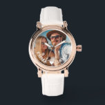 Schattigee liefde hart foto koppels gepersonalisee horloge<br><div class="desc">Schattige Love Heart Photo Couples Personalized Names Watches bevat uw favoriete foto met een liefdeshart en gepersonaliseerd met uw namen in een modern wit script. Personaliseer door de tekst in het bijgeleverde tekstvak te bewerken en uw eigen afbeelding toe te voegen. Perfecte cadeaus voor koppels, vriendin, vrouw, lieverd en meer...</div>