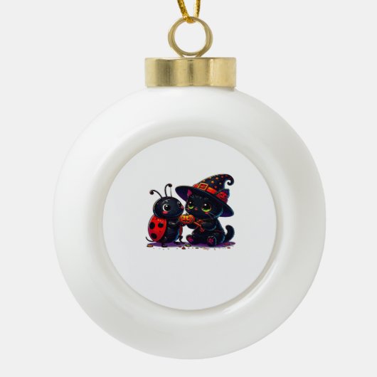 Schattigee lieveheersbeestje en zwarte kat Hallowe Keramische Bal Ornament (Voorkant)