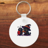 Schattigee lieveheersbeestje en zwarte kat Hallowe Sleutelhanger (Voorkant)