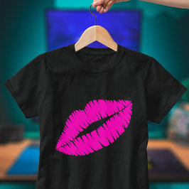 Schattigee Lipstick Kiss Hot Pink Lips T-shirt