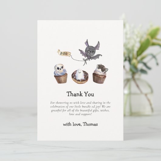 Schattigee Little Boo Halloween cupcake Baby showe Bedankkaart (Staand voorkant)