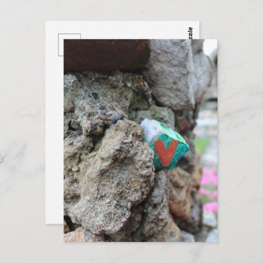 Schattigee Little Heart Rock Verborgen in een Rock Briefkaart (Voorkant / Achterkant)