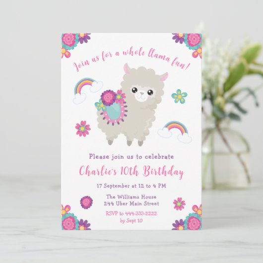 Schattigee Llama Bloemen Verjaardagsuitnodiging Kaart (Staand voorkant)