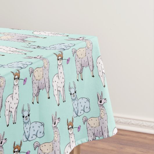 Schattigee Llama Pattern Illustratie op Groen Tafelkleed (Voorbeeld)