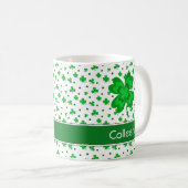 Schattigee Lucky Shamrocks en Stippen Monogram Naa Koffiemok (Voorkant rechts)