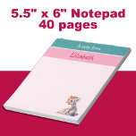 Schattigee luipaard aangepaste naam roze kinderen notitieblok<br><div class="desc">Dit schattige 5, 5" x 6" notitieblok is ideaal voor kinderen die graag hun stempel drukken! Met 40 pagina's heeft het een super schattig luipaardontwerp naast de uitdrukking "A Note From", klaar om te worden gepersonaliseerd met de naam van uw kind. Of het nu gaat om het noteren van herinneringen,...</div>