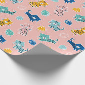 Schattigee luipaarden met oerwouden bladeren op ro cadeaupapier (Hoek)