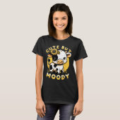 Schattigee Maar Moody Schattigee Koe Boerderij & B T-shirt (Voorkant volledig)